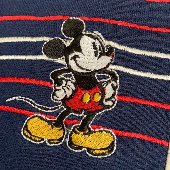 {VTG} Mickey & Co. | 90s M Collection Embroidered V-Neck Elbow Patch Sweatshirt - Picture 4 of 15